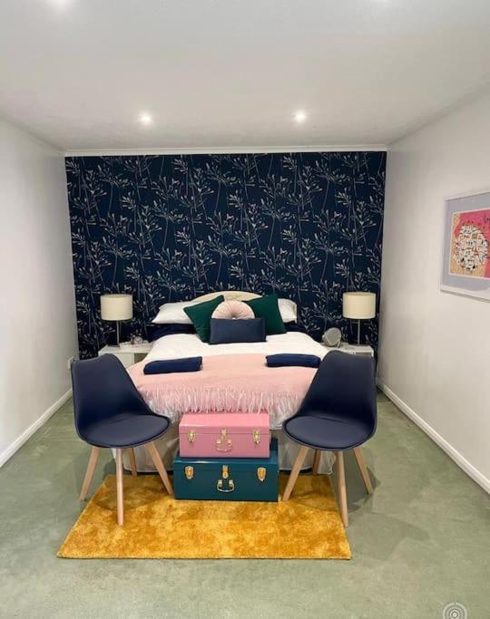 Centre Of Town House 3 Bedrooms Sleeps 5 And Infant Free Onsite Parking 2 Cars King's Lynn Eksteriør billede